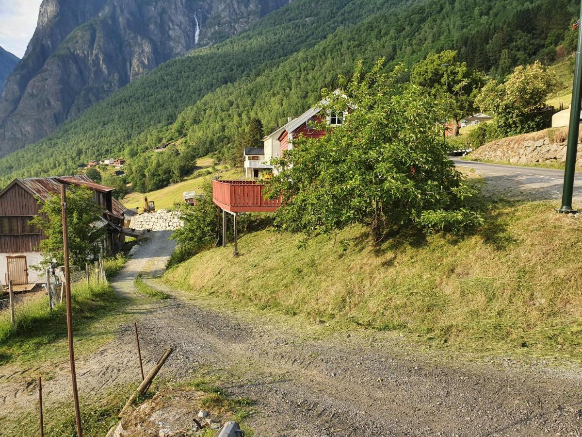 Апартаменты Kvam - Stegastein Эурланн Экстерьер фото
